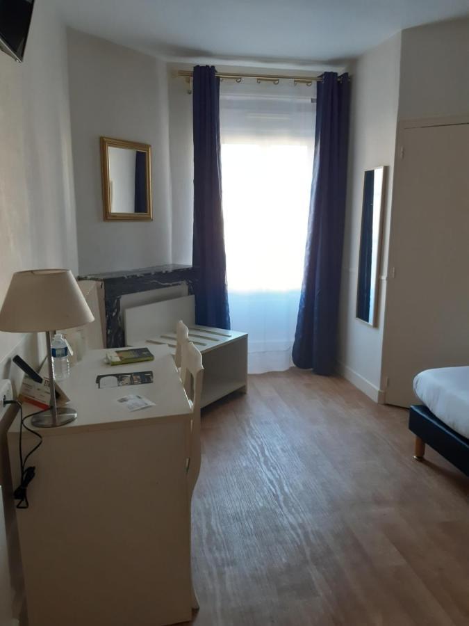 Logis Hostellerie Du Cheval Blanc Sainte-Maure-de-Touraine Luaran gambar