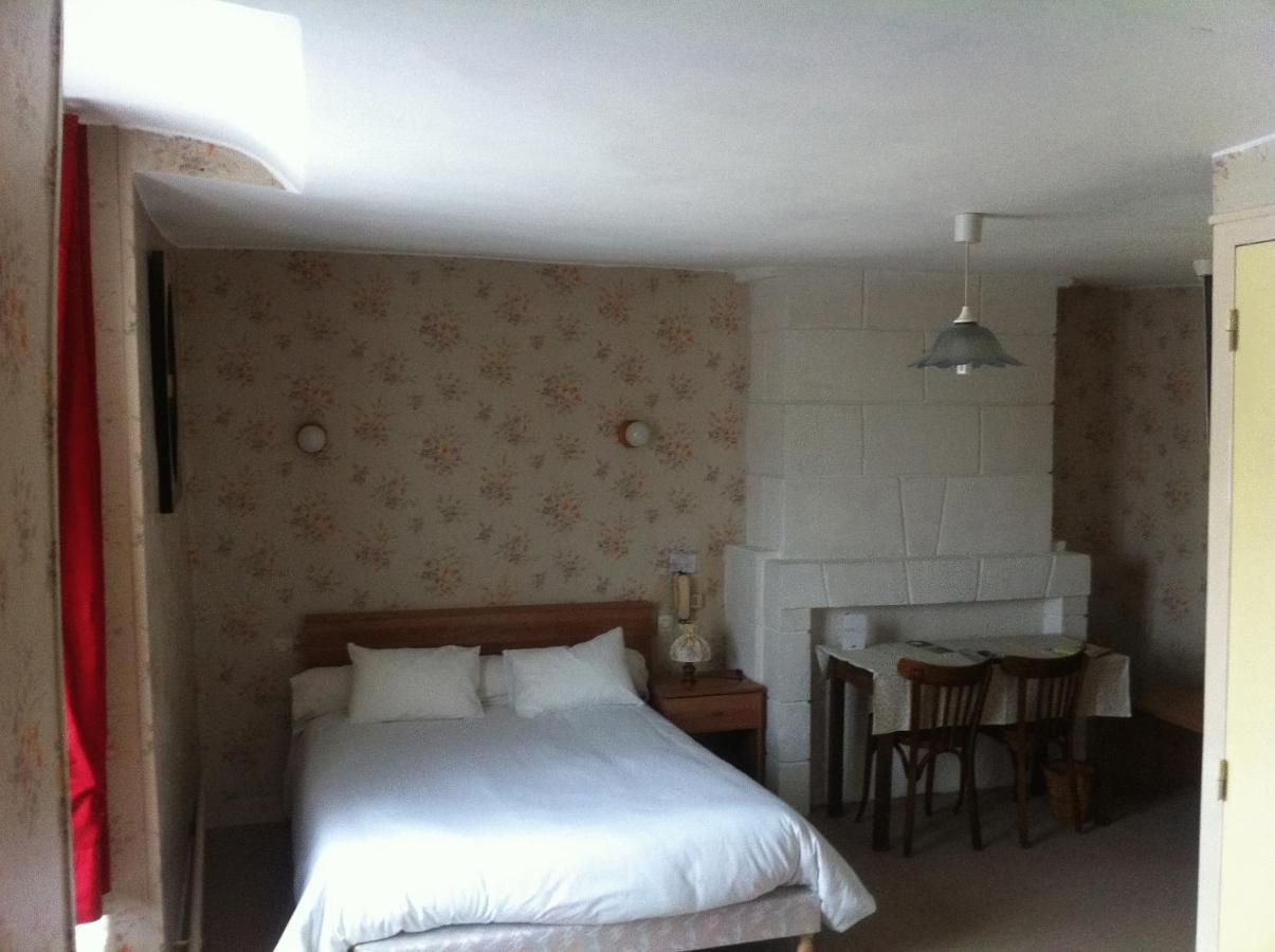 Logis Hostellerie Du Cheval Blanc Sainte-Maure-de-Touraine Luaran gambar