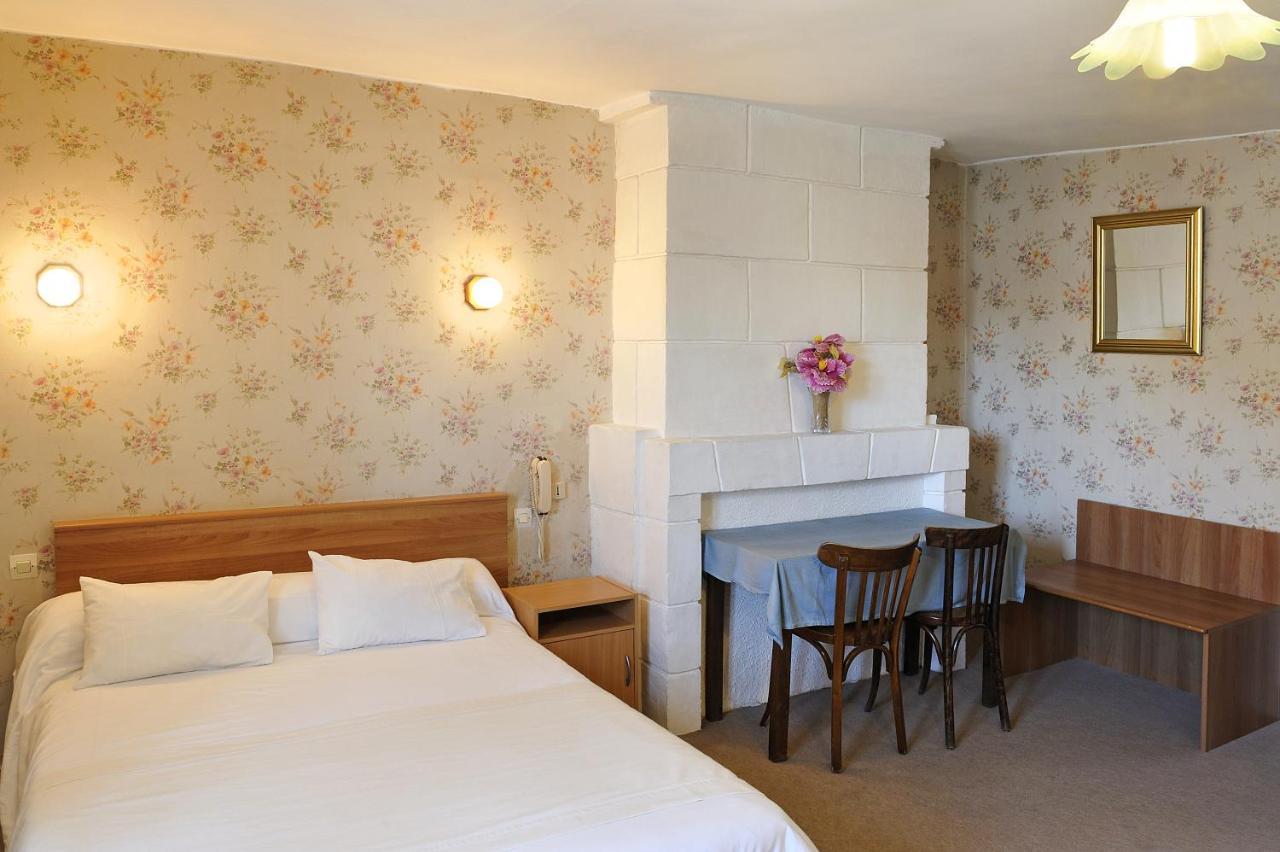 Logis Hostellerie Du Cheval Blanc Sainte-Maure-de-Touraine Luaran gambar